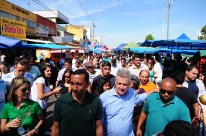 O governador de Brasília, Rodrigo Rollemberg, e o vice, Renato Santana, entregaram a Praça do Bicalho, em Taguatinga Norte, revitalizada para a população.