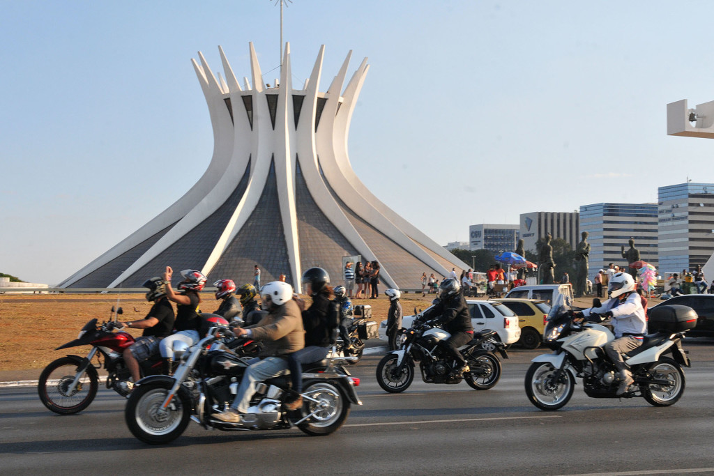 Criado em 2004 como Brasília Motocapital, o evento surgiu para comemorar o Dia Nacional do Motociclista (27 de julho) e, desde então, ocorre anualmente, sempre na última semana do mesmo mês. Foto: Renato Araújo/Agência Brasília