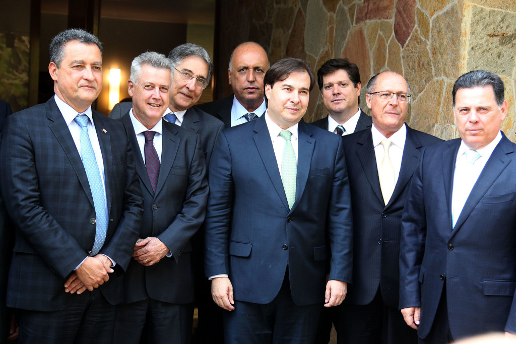 Fórum de Governadores em reunião com o presidente da Câmara dos Deputados, Rodrigo Maia.