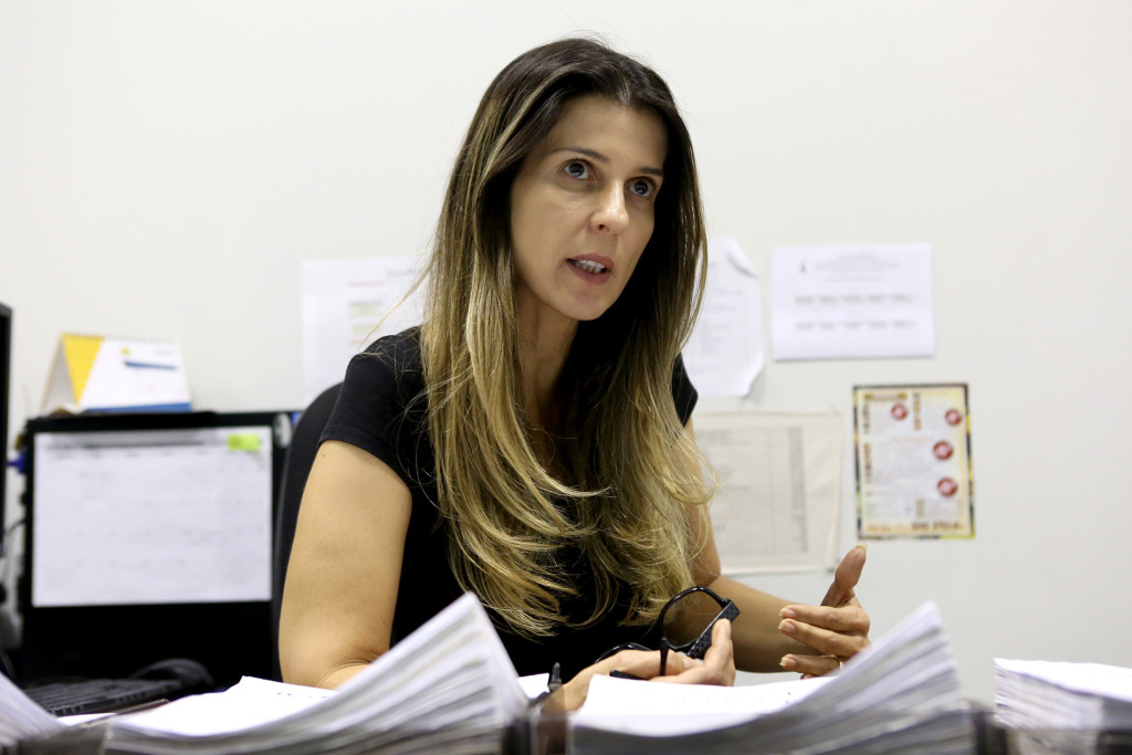 “Precisamos ter um olhar diferente e estar atentos a, por exemplo, onde é o trabalho e ao endereço do candidato”, detalha a gerente do setor, Patrícia Araújo Ávila.