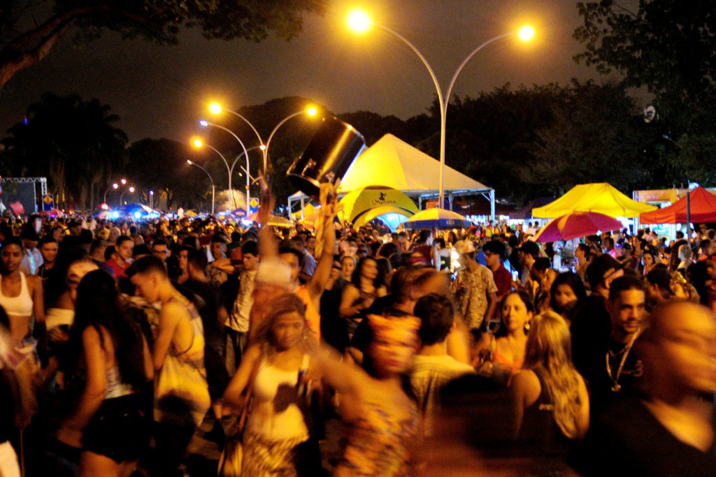 Galinho de Brasília reuniu 15 mil pessoas na 202 Sul.
