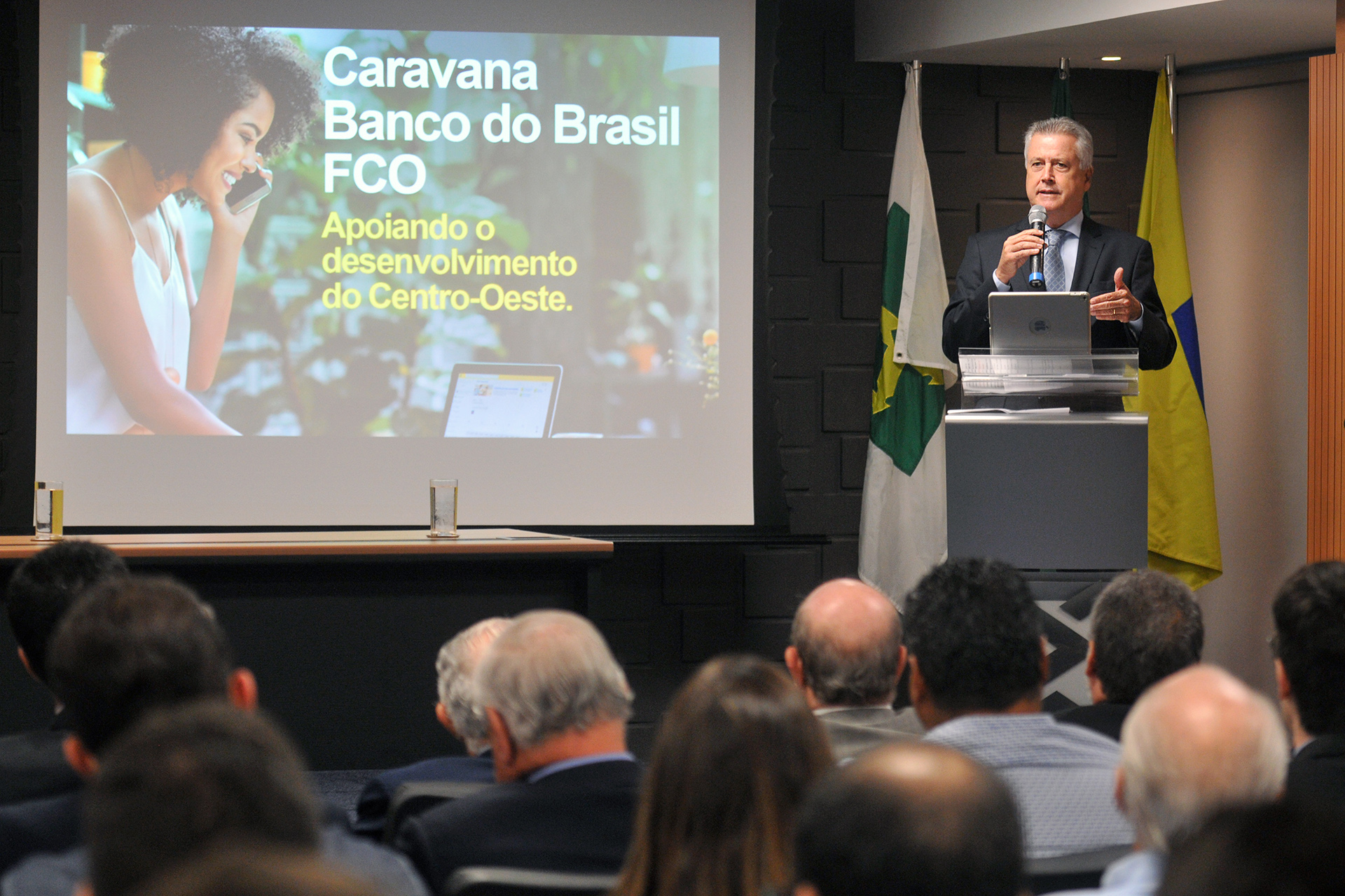 O governador Rodrigo Rollemberg em cerimônia de lançamento da Caravana do Fundo Constitucional de Financiamento do Centro-Oeste no Distrito Federal