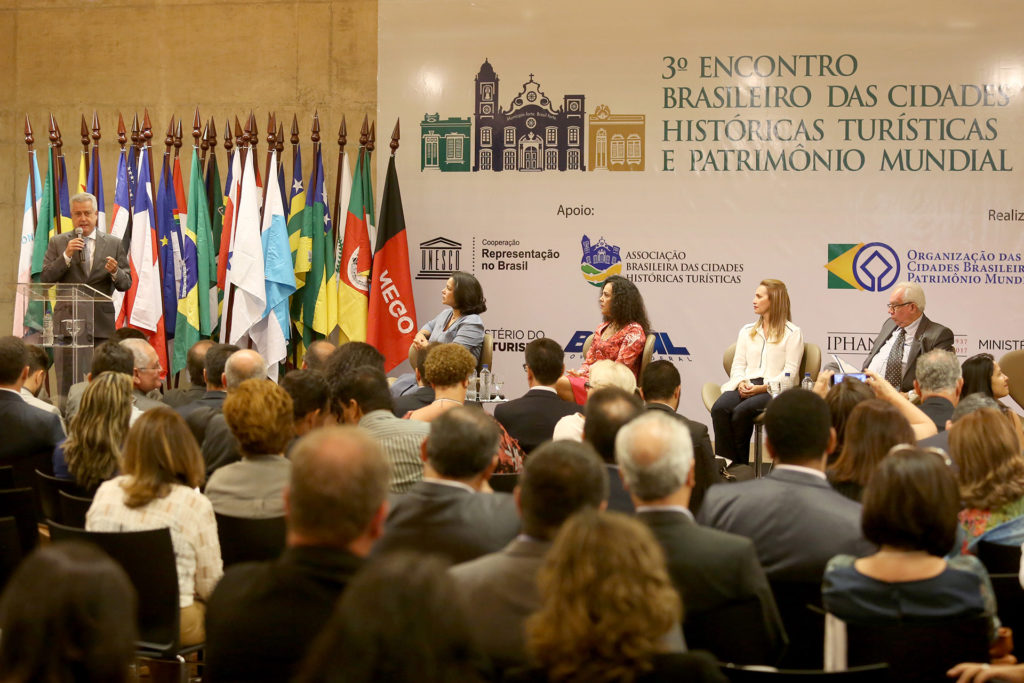 Governador Rodrigo Rollemberg participou da abertura do 3º Encontro Brasileiro das Cidades Históricas Turísticas e Patrimônio Mundial.