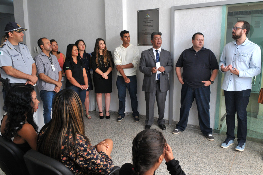 A nova sede do Conselho Tutelar do Varjão foi inaugurada nesta sexta-feira (26) pelo secretário de de Políticas para Crianças, Adolescentes e Juventude, Aurélio Araújo. 