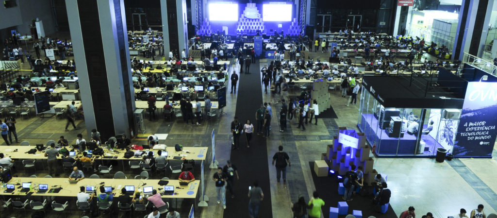Mais de 40 mil pessoas são esperadas na Campus Party até domingo (18).