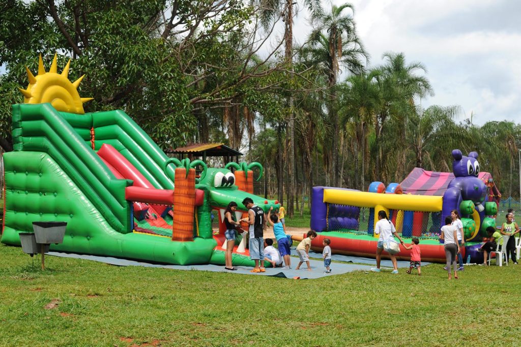 A Fundação Jardim Zoológico de Brasília abre processo seletivo para empresas que queiram utilizar o espaço público para instalar brinquedos infantis.