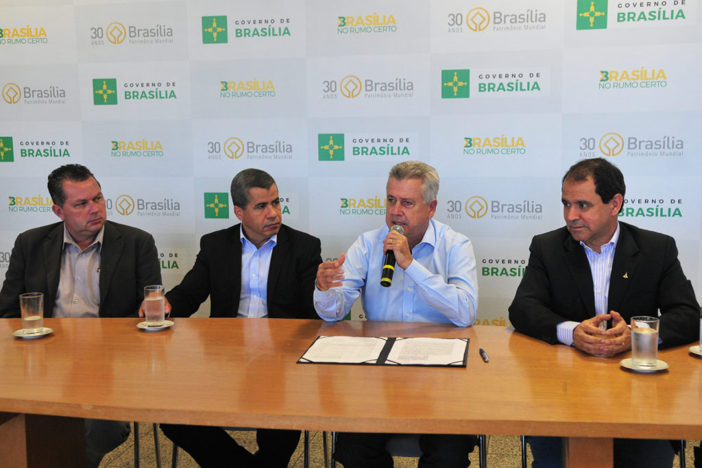 Nesta sexta-feira (6), o governo de Brasília firmou acordo de cooperação com a União para assegurar a execução do Programa Nacional de Crédito Fundiário, que garante esse e outros benefícios a produtores.