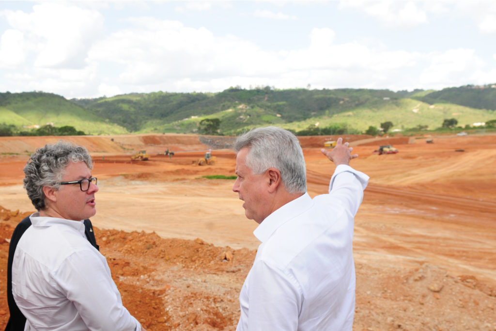 Governador Rodrigo Rollemberg visita o Aterro Sanitário de Brasília.