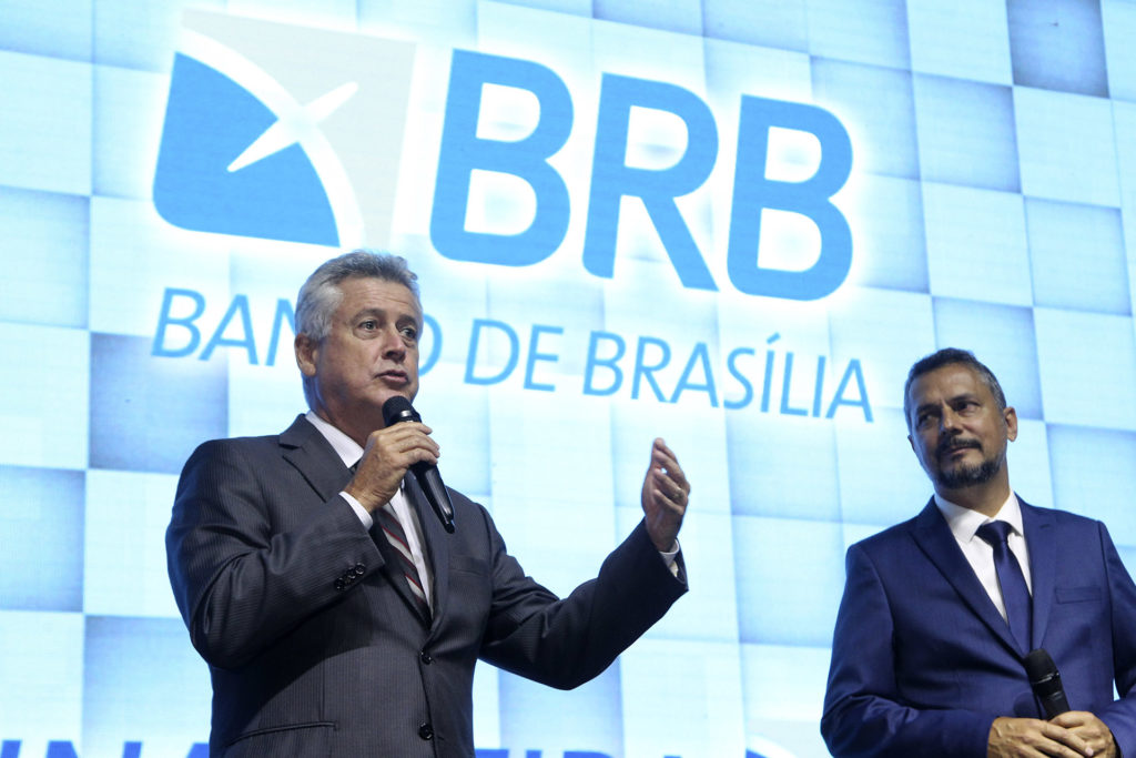 O governador Rodrigo Rollemberg, e presidente do BRB, Vasco Cunha Gonçalves. Foto: Toninho Tavares/Agência Brasília