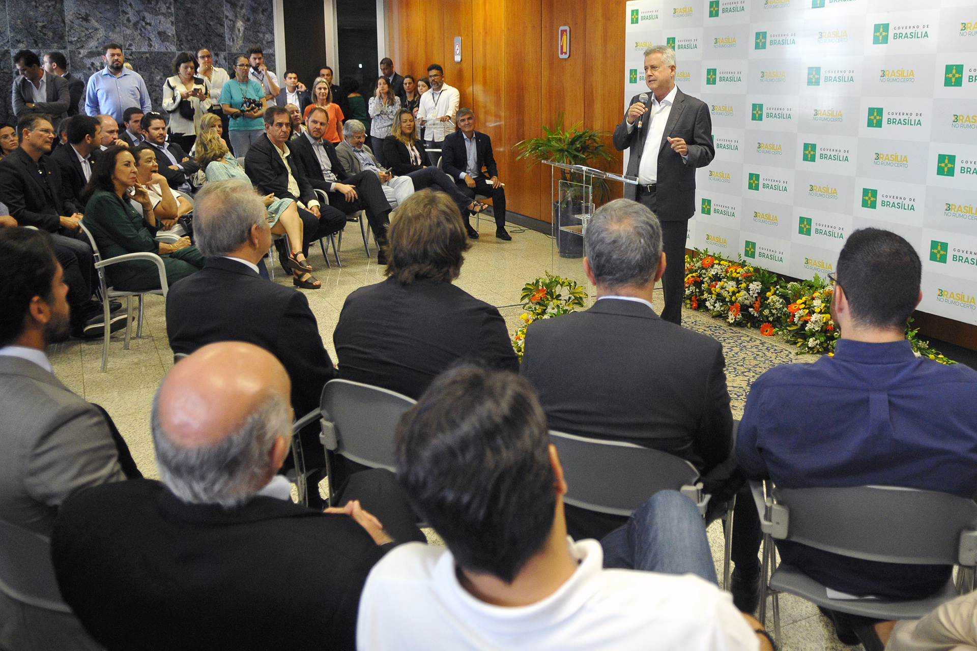 O governador Rodrigo Rollemberg anunciou, nesta sexta-feira (6), os nomes que deixam o governo de Brasília