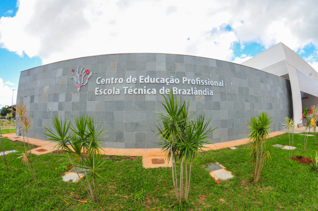 Brazlândia ganha sua primeira escola técnica – Secretaria de Estado de  Educação