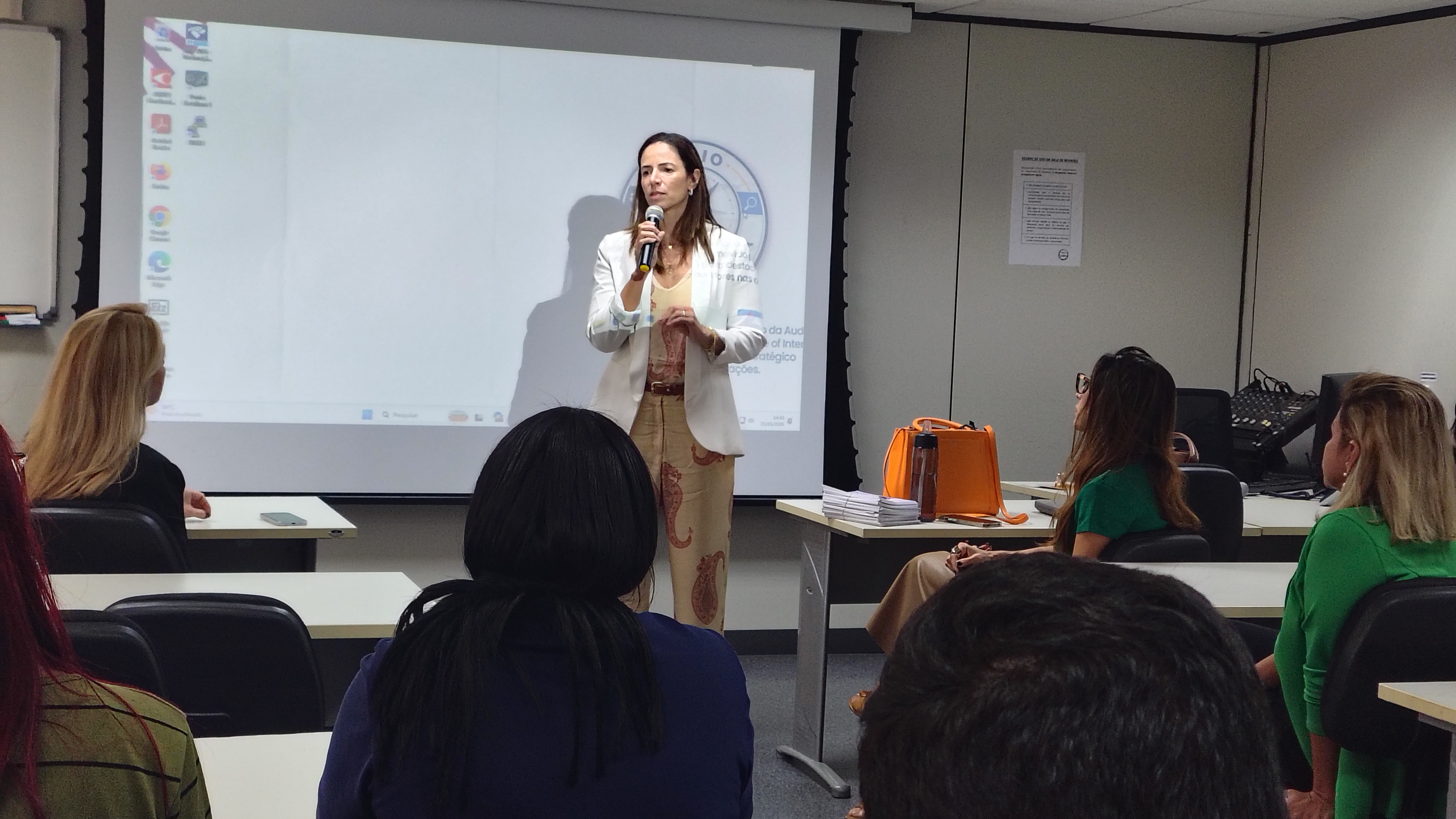 Reeducandas Aprendem a Denunciar Assédio e Violência de Gênero