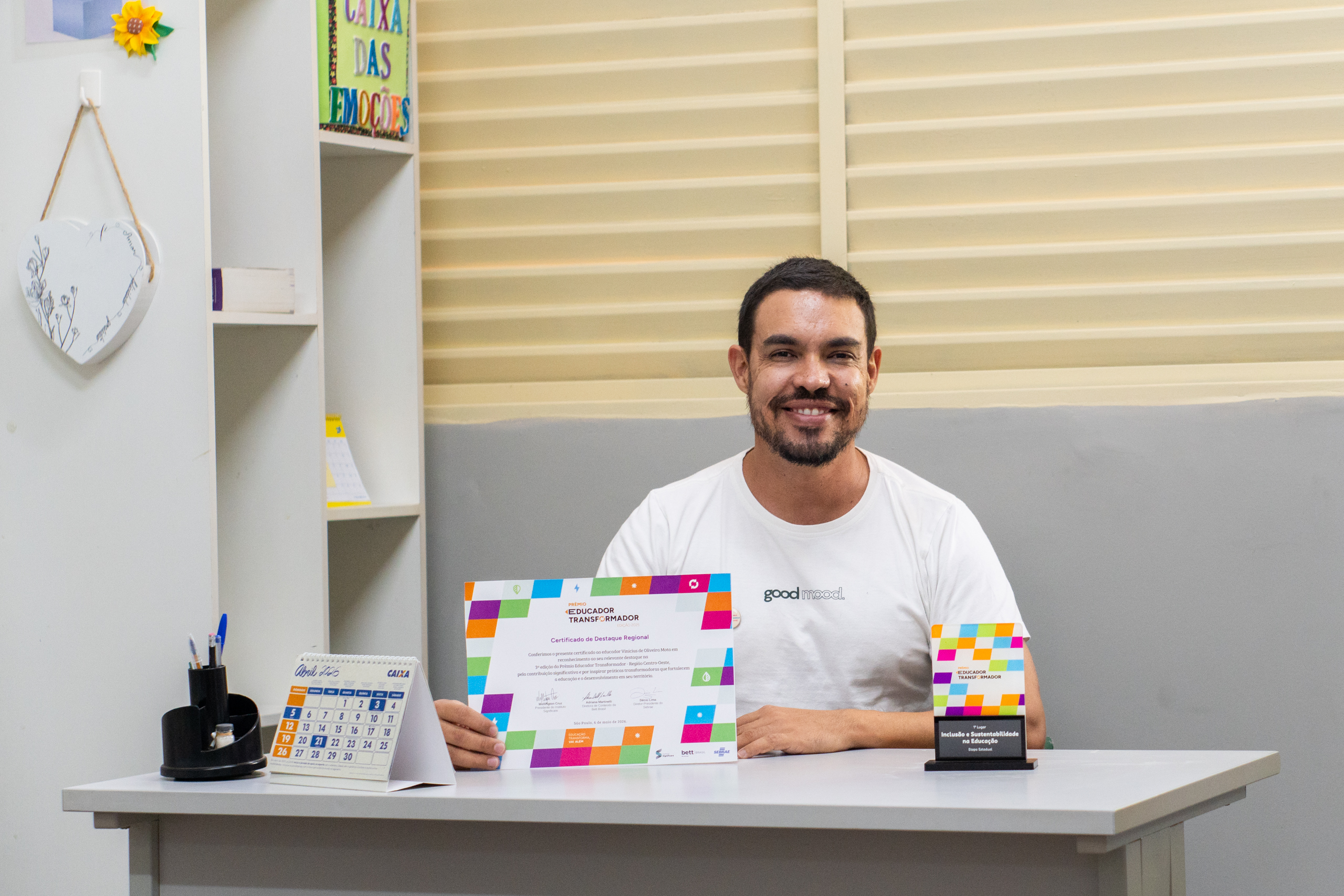 Psicólogo do DF é Reconhecido por Apoio a Estudantes LGBT