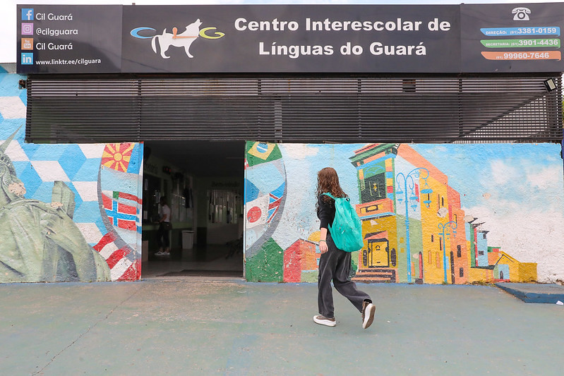Centros interescolares de línguas do DF estão com inscrições abertas para cursos de cinco idiomas