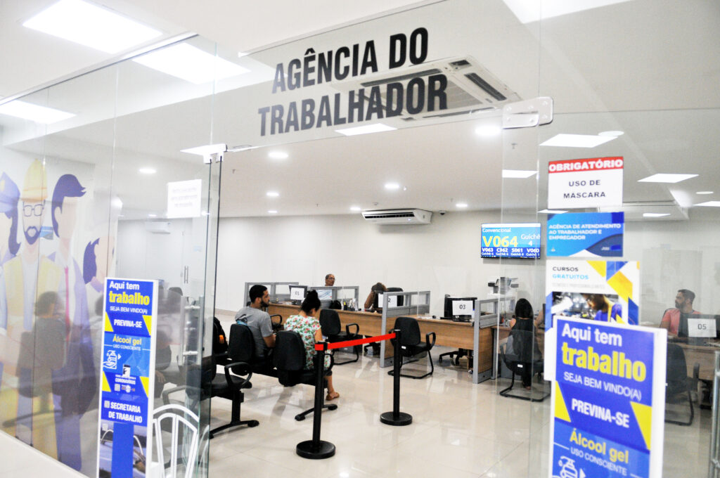 Agências do trabalhador têm 435 vagas disponíveis nesta segunda (22)