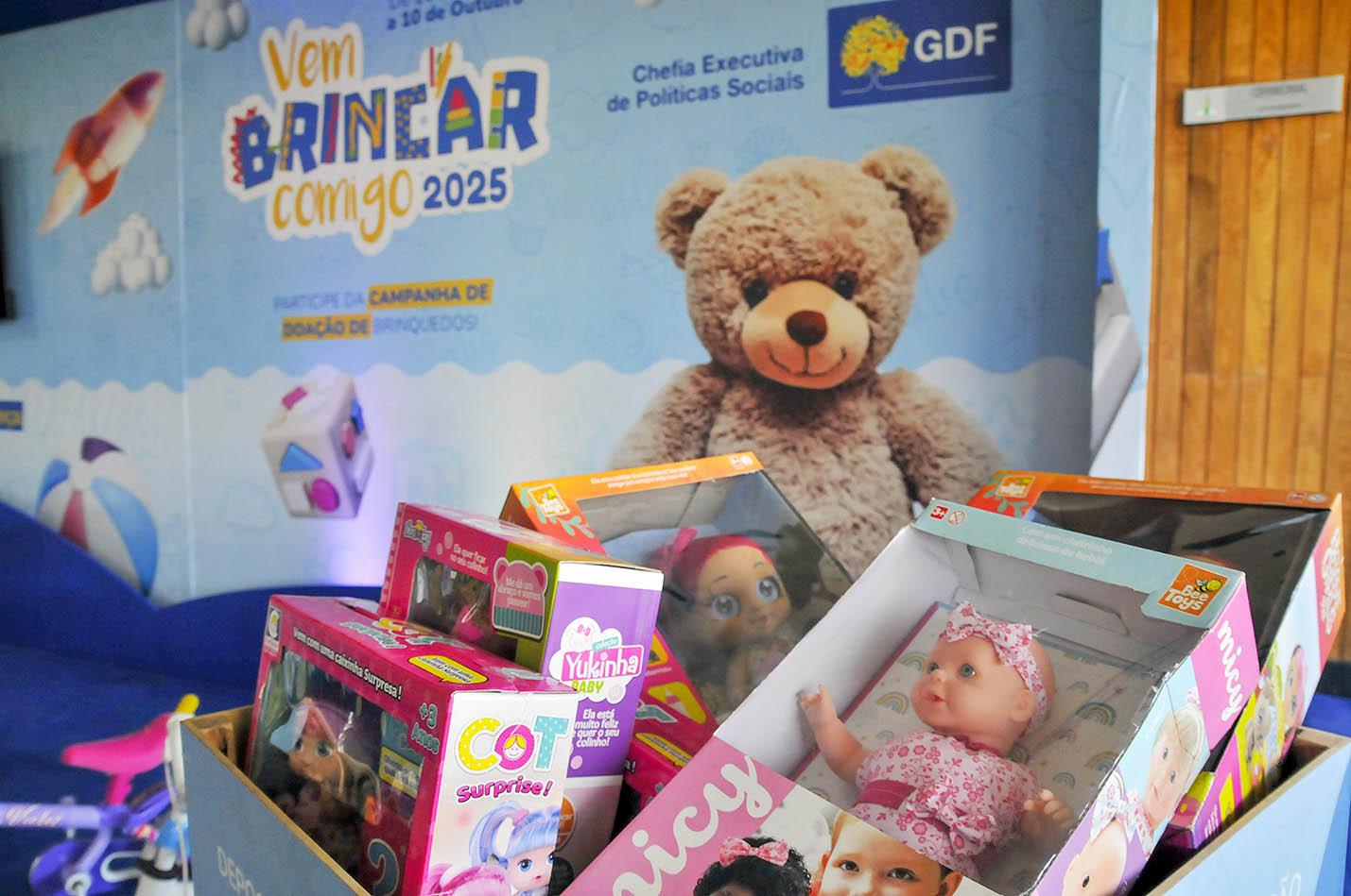 Vem Brincar Comigo 2025 inicia arrecadação de brinquedos para presentear mais de 20 mil crianças