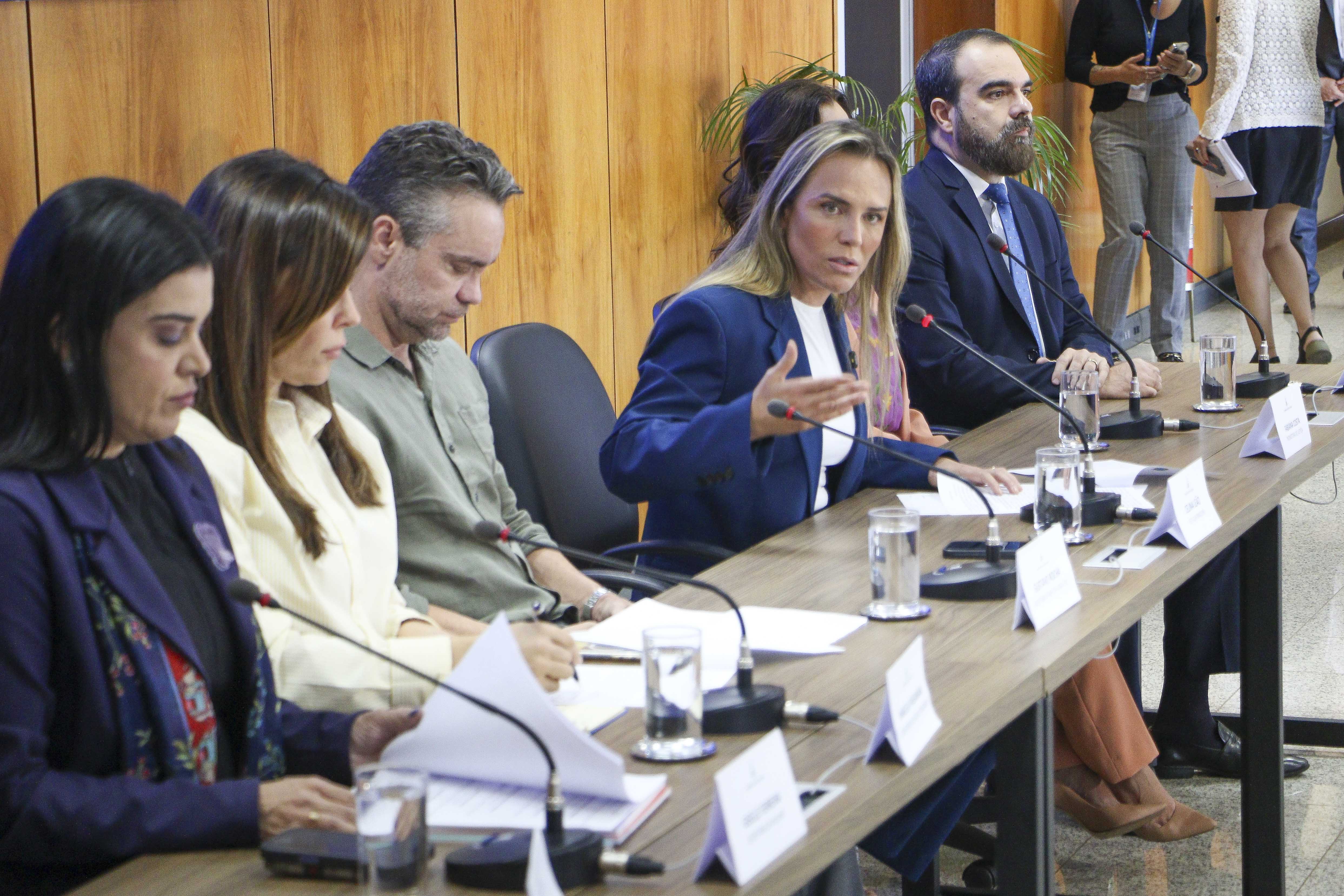 GDF anuncia medidas para fortalecer proteção e agilizar investigação de crimes contra mulheres