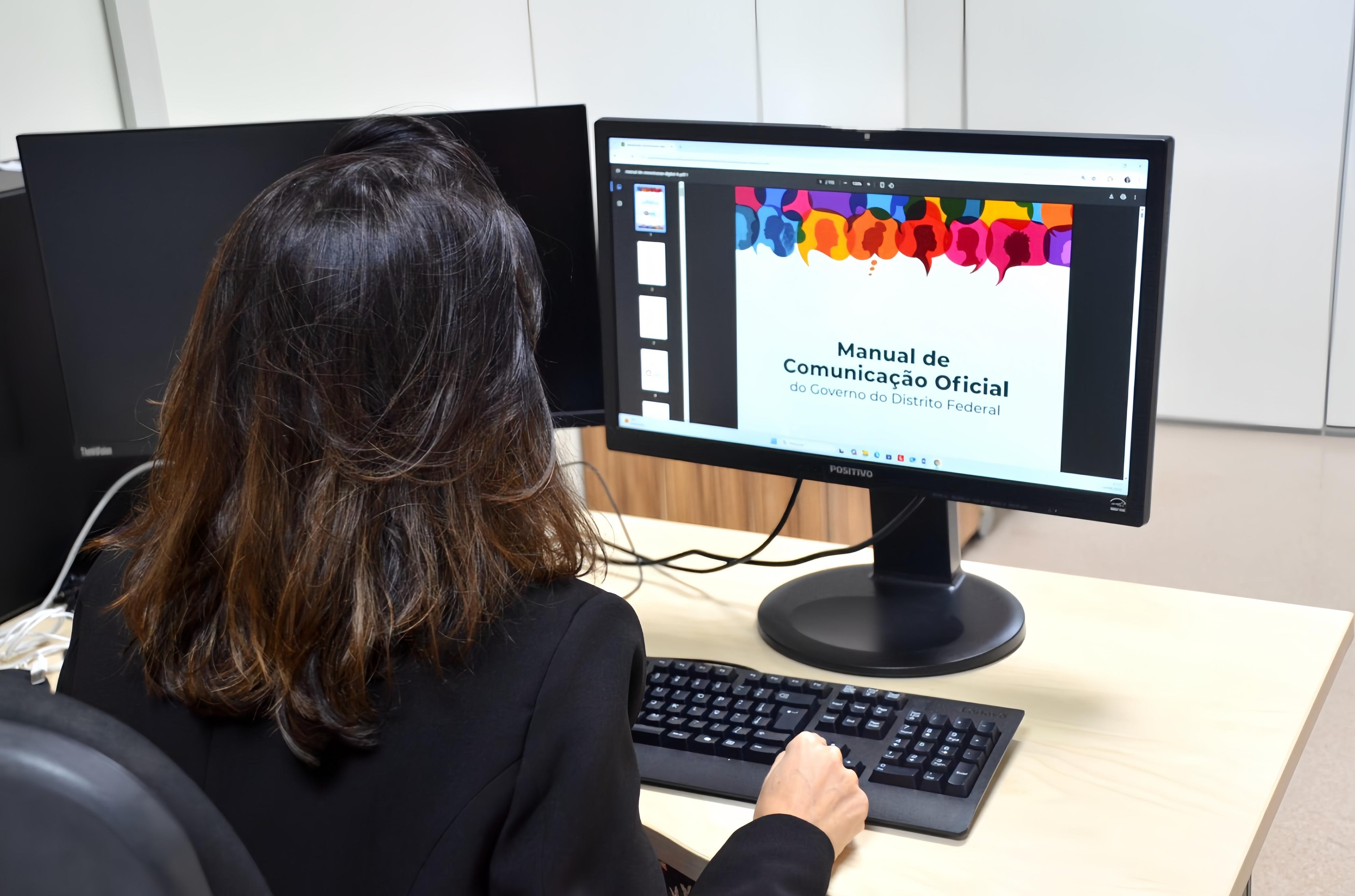 Manual de Comunicação Oficial será revisado com participação dos servidores do GDF
