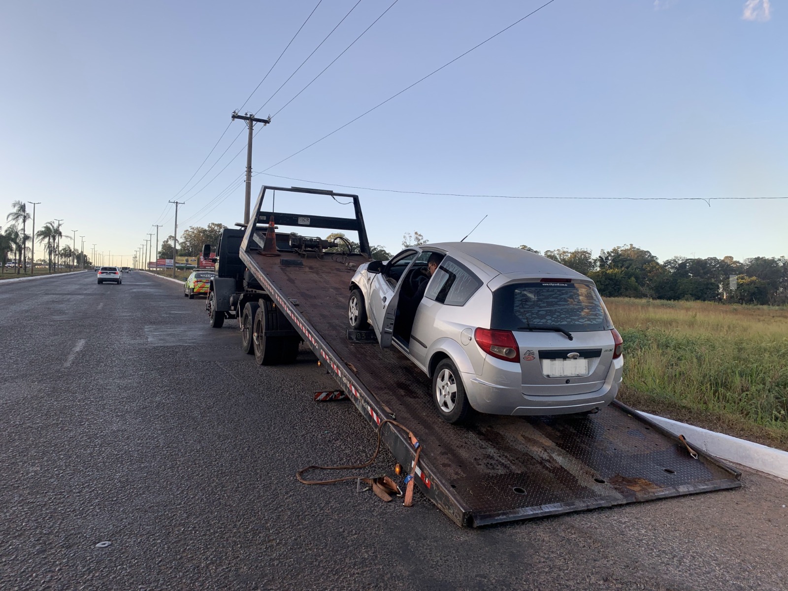 Apreendido veículo com débitos de quase R$ 300 mil