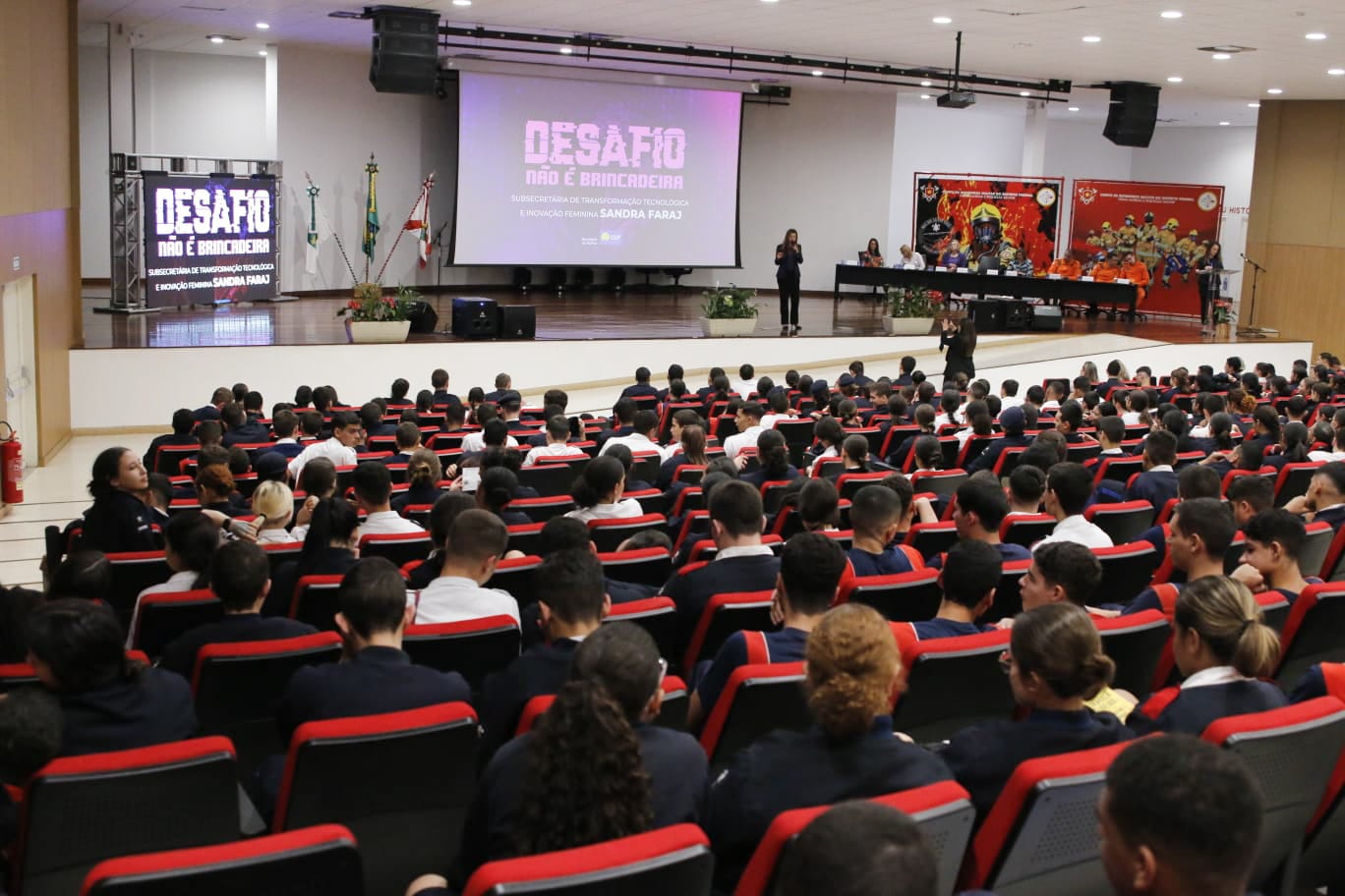 Palestra ‘Desafio não é brincadeira’ alerta sobre riscos digitais e integra programação do Agosto Lilás