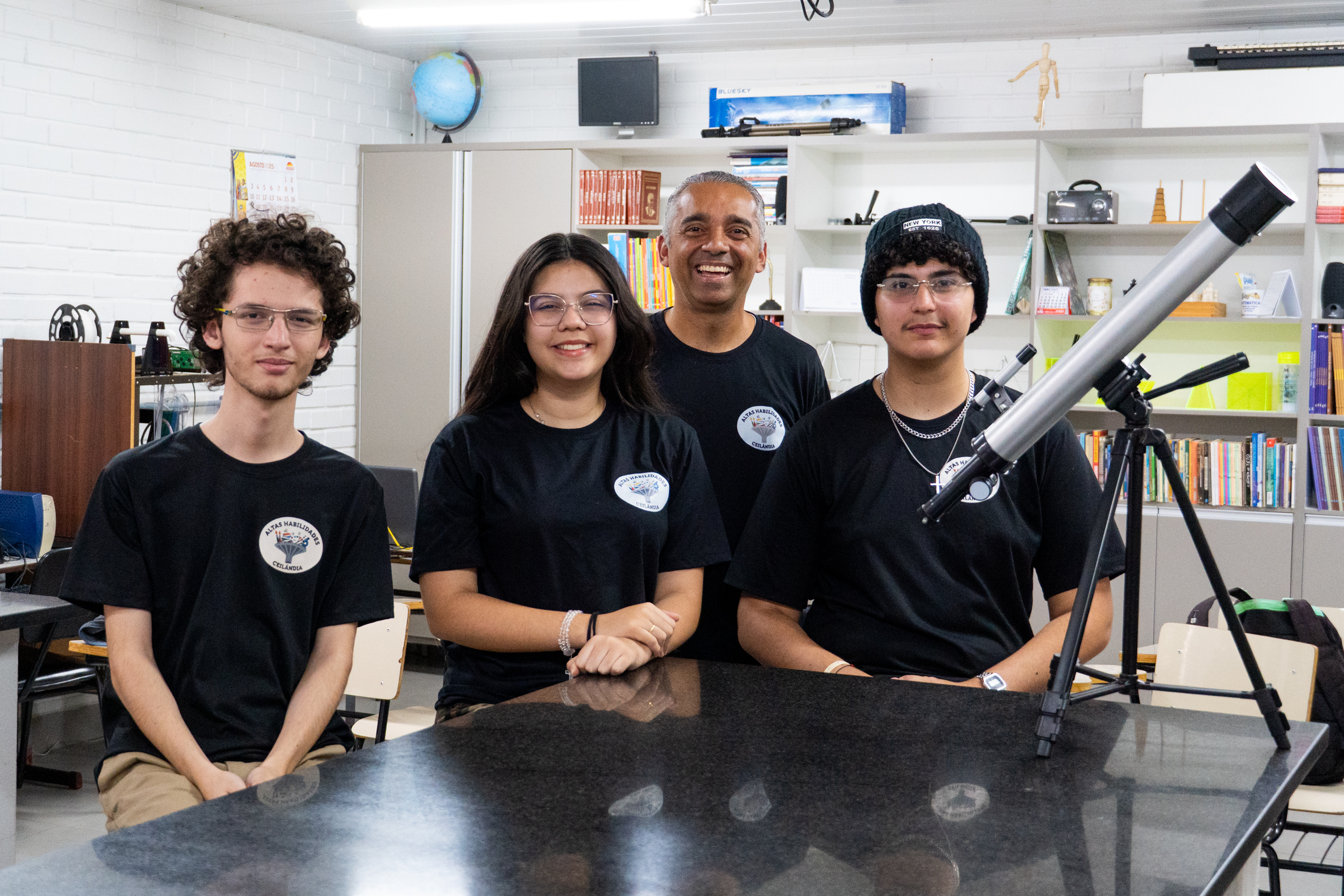 Rede pública do DF destaca-se na Olimpíada Brasileira de Astronomia 2025