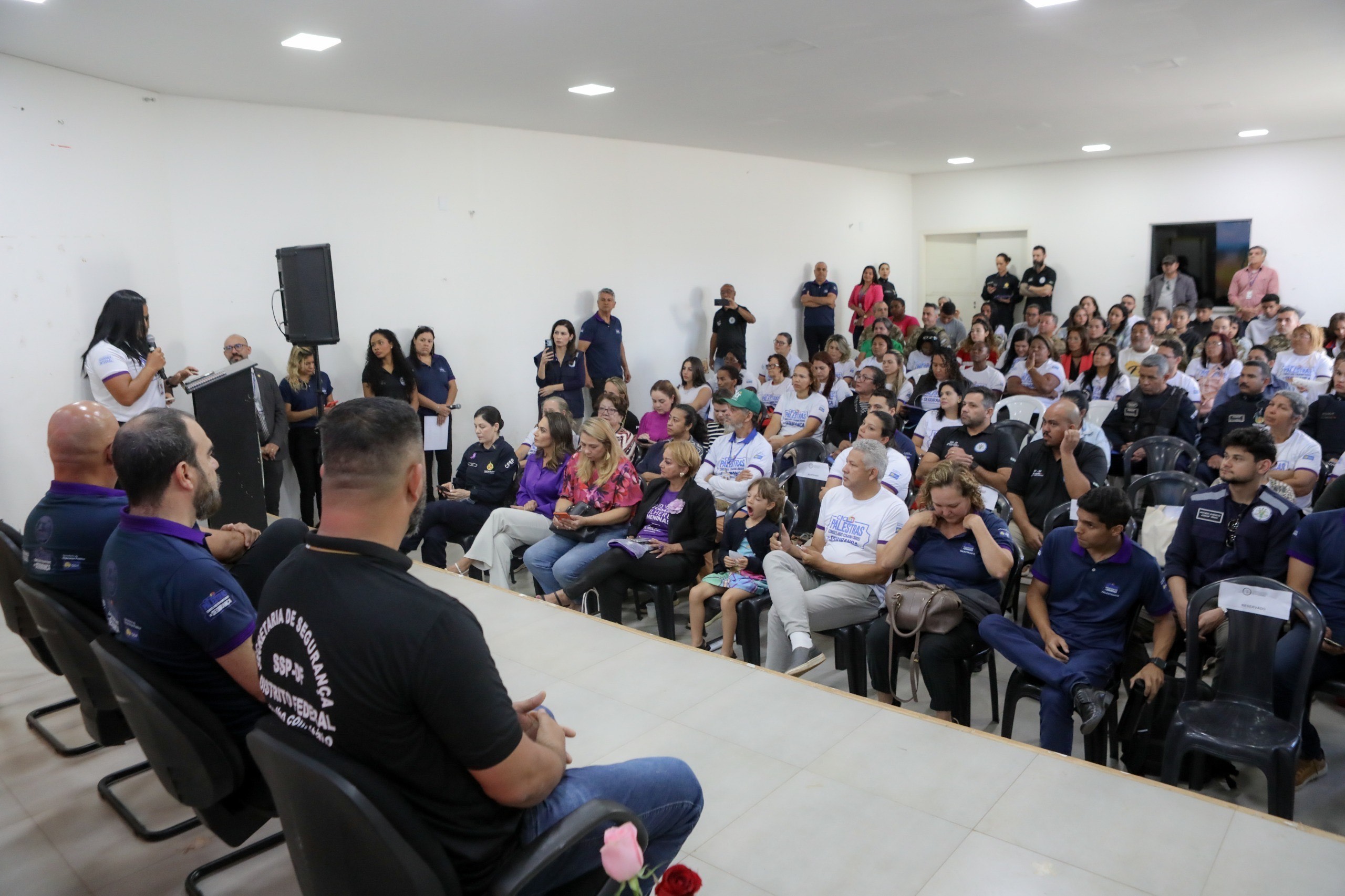 Ciclo de palestras dos Consegs começa na Estrutural para discutir proteção à mulher