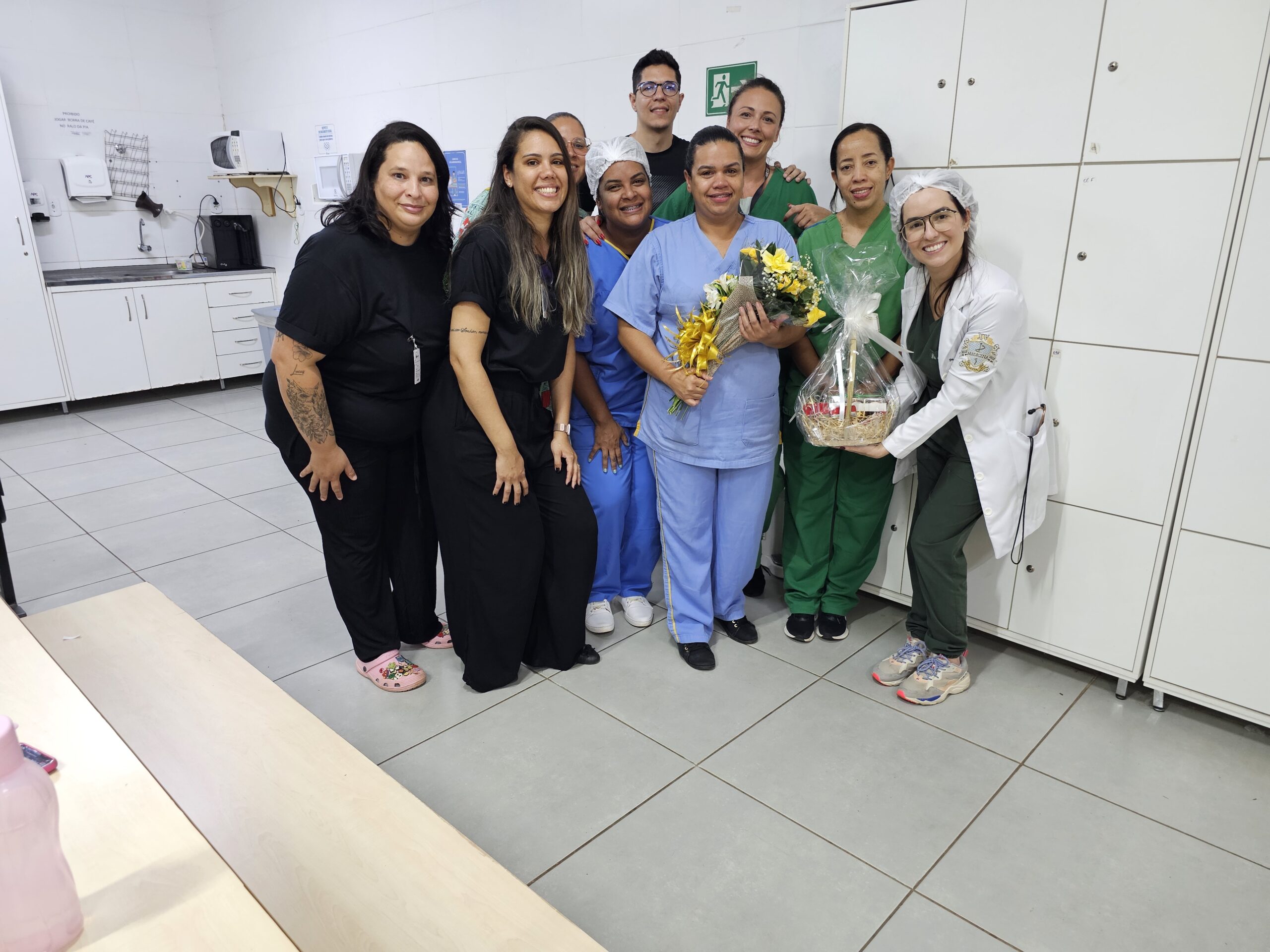 Colaboradora da Saúde recebe homenagem por doar órgãos do filho