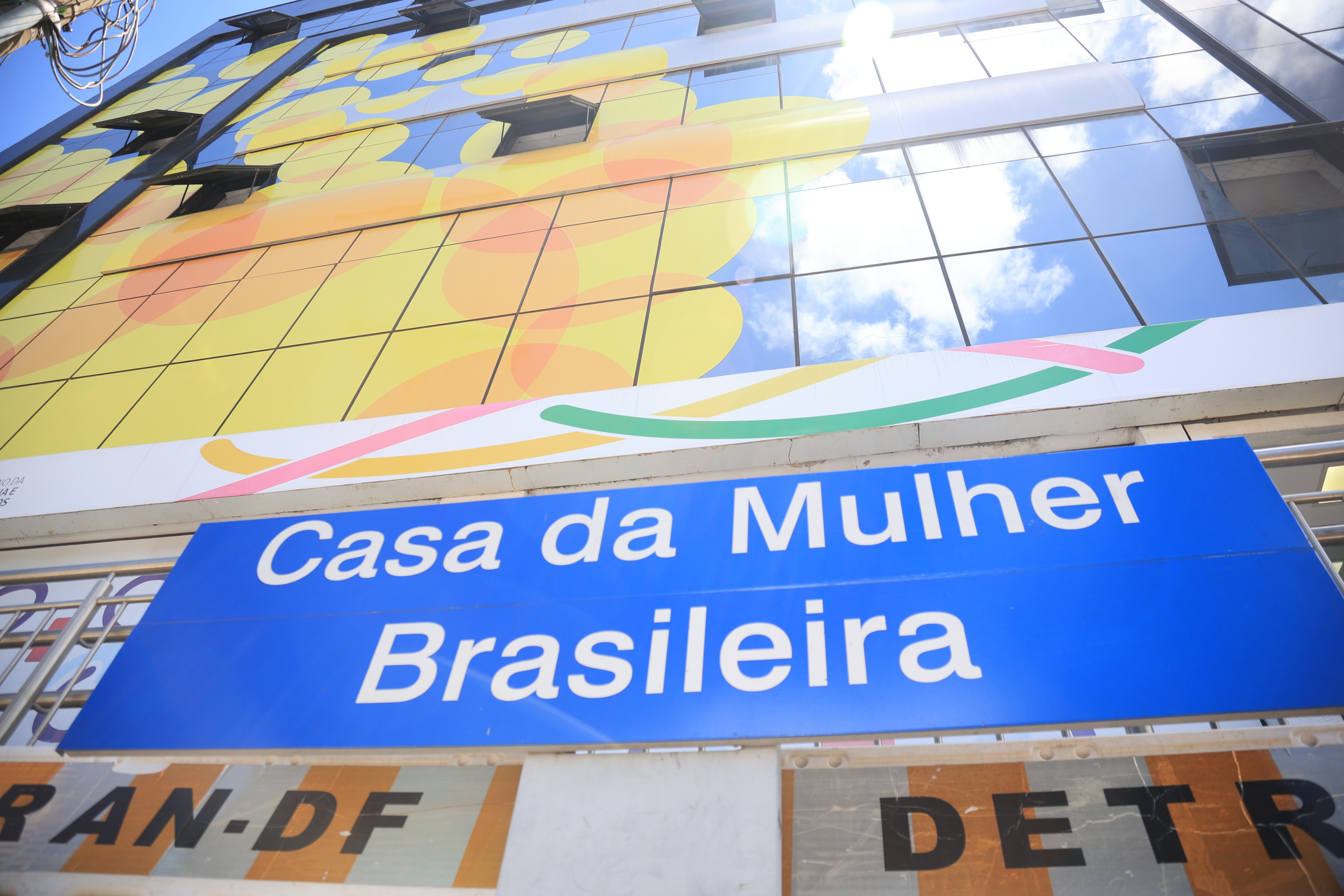 GDF assina contrato para construção da Casa da Mulher Brasileira no Plano Piloto