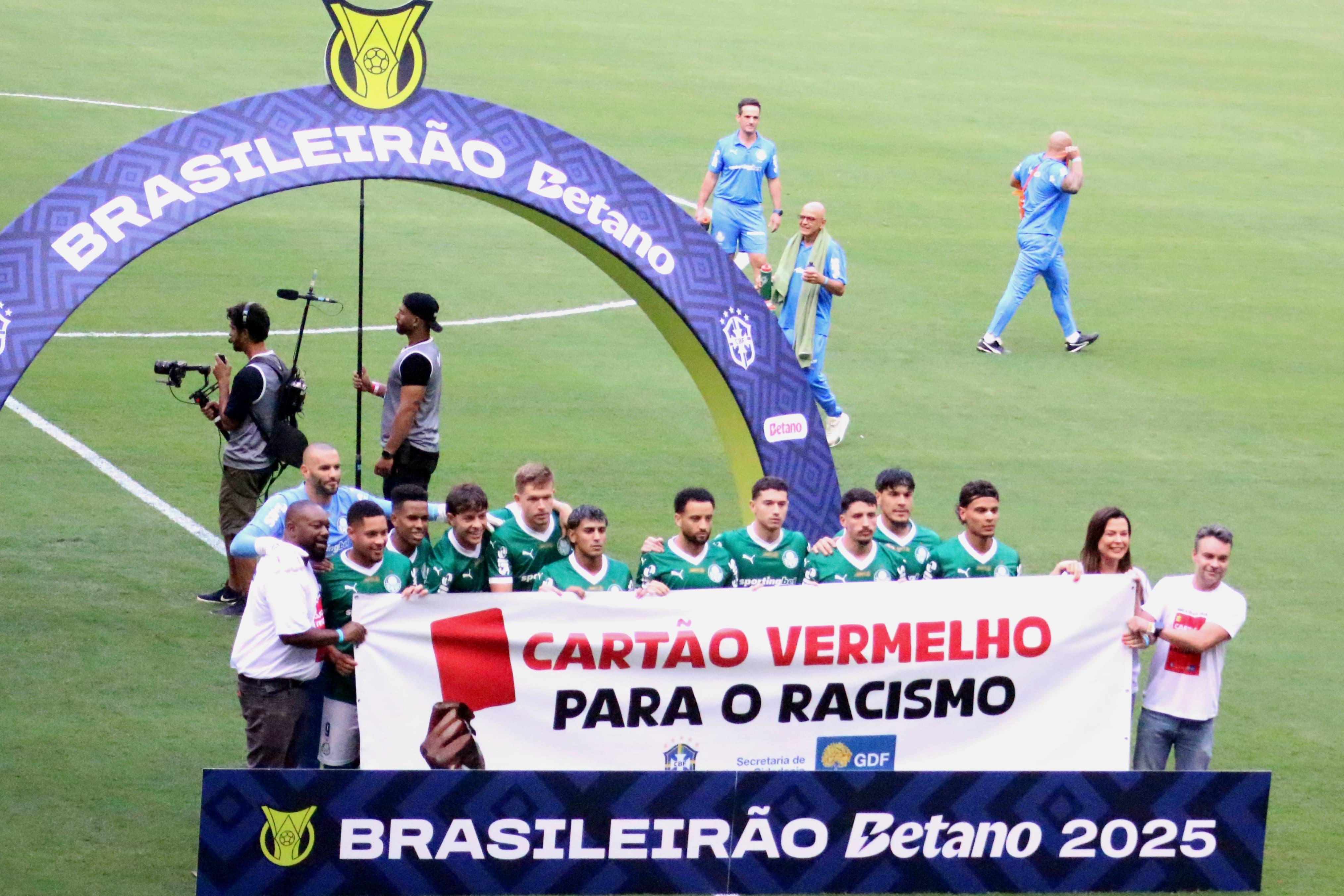 Campanha Cartão Vermelho para o Racismo ultrapassa fronteiras do DF e estreia no Pará