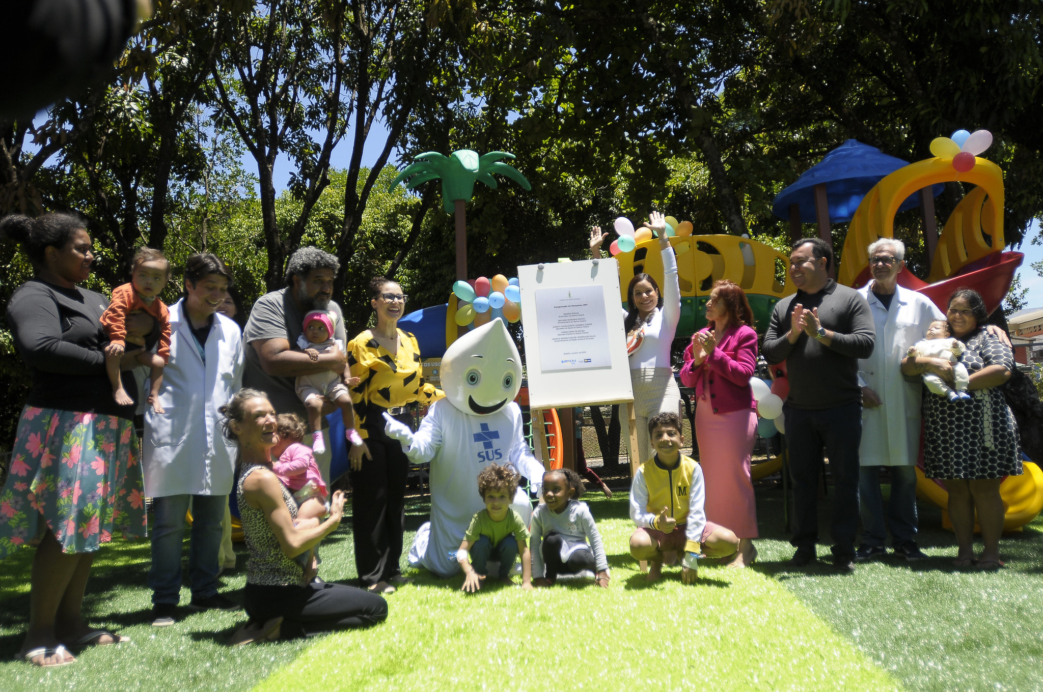 Saúde inaugura parquinhos em unidades de saúde de Taguatinga