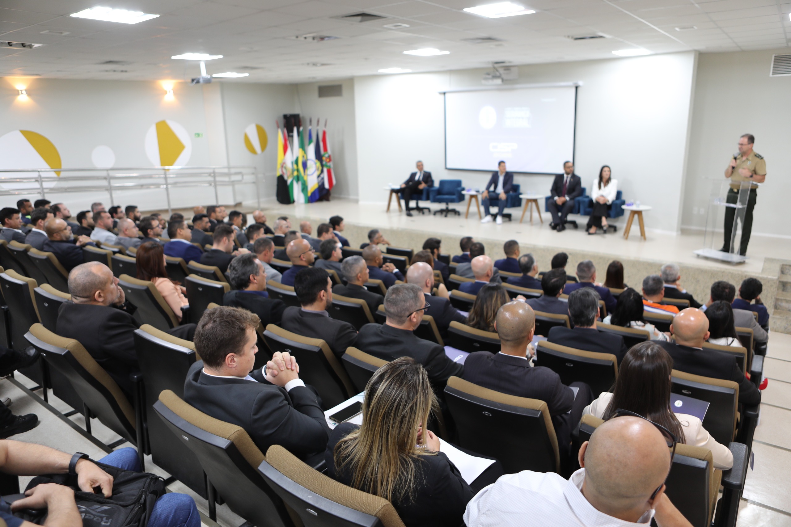 Curso de Inteligência em Segurança Pública certifica mais 35 servidores