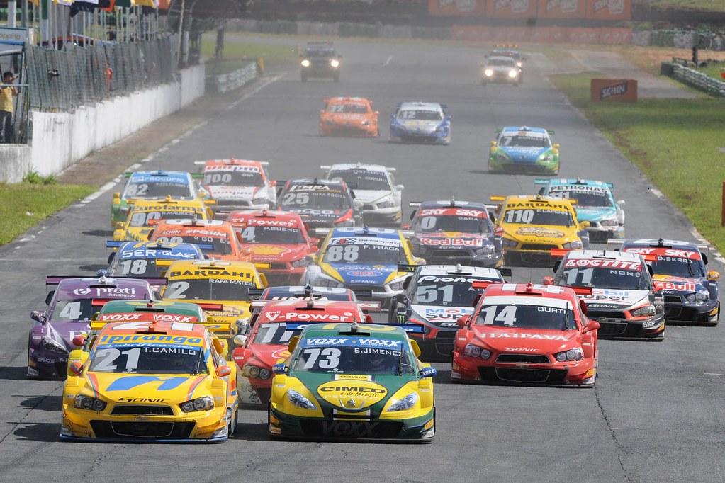Para definir finalistas, BRB Stock Car volta a Brasília após 11 anos