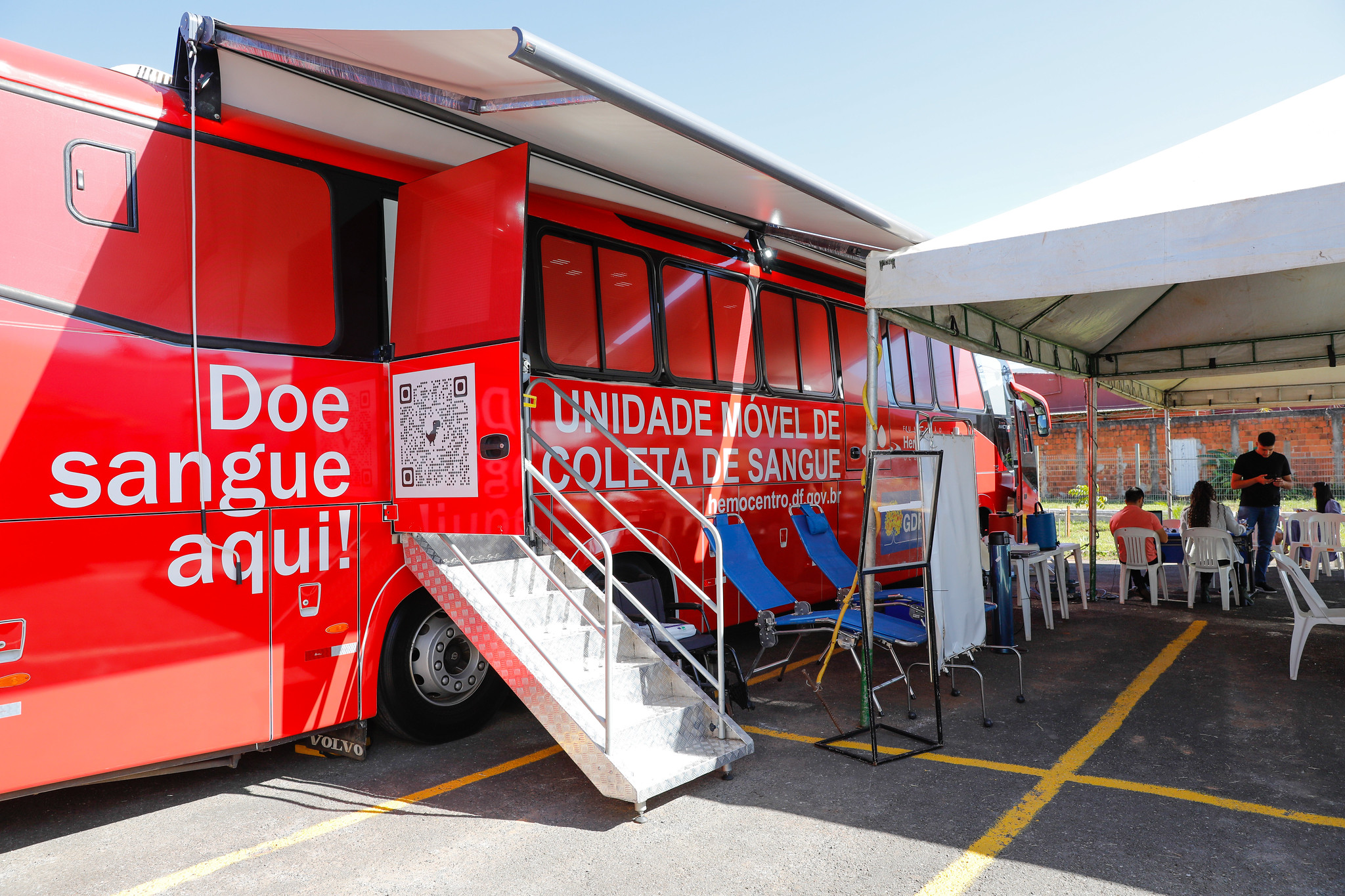 Hemocentro promove coleta de sangue em Planaltina com participação de atores da Via Sacra