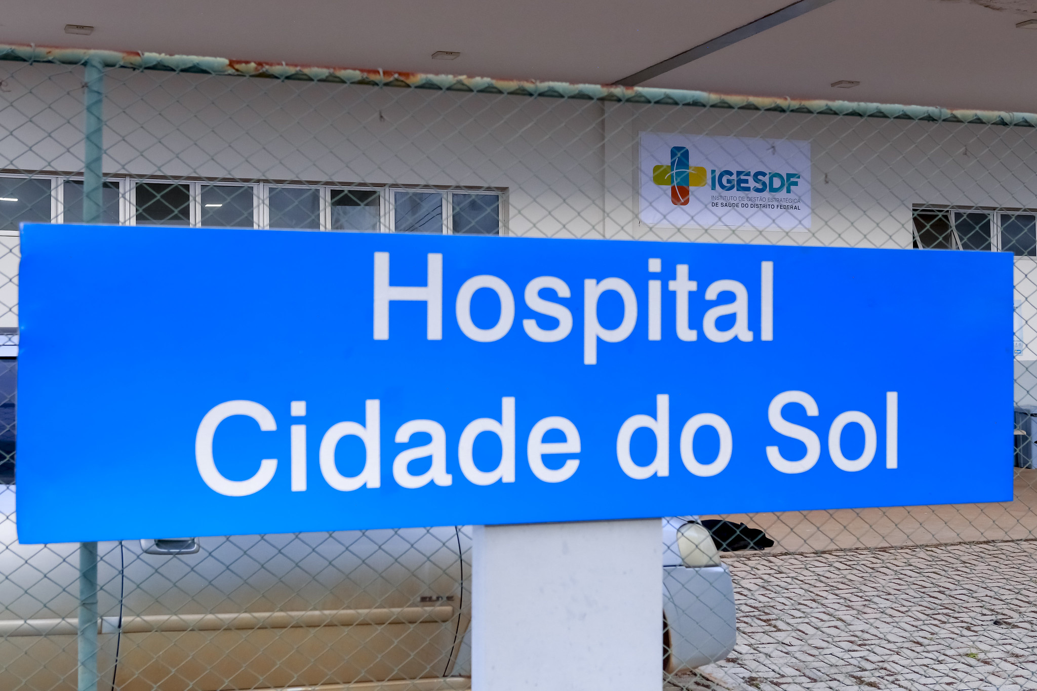 Jornalzinho no Hospital Cidade do Sol humaniza internação e mantém pacientes informados
