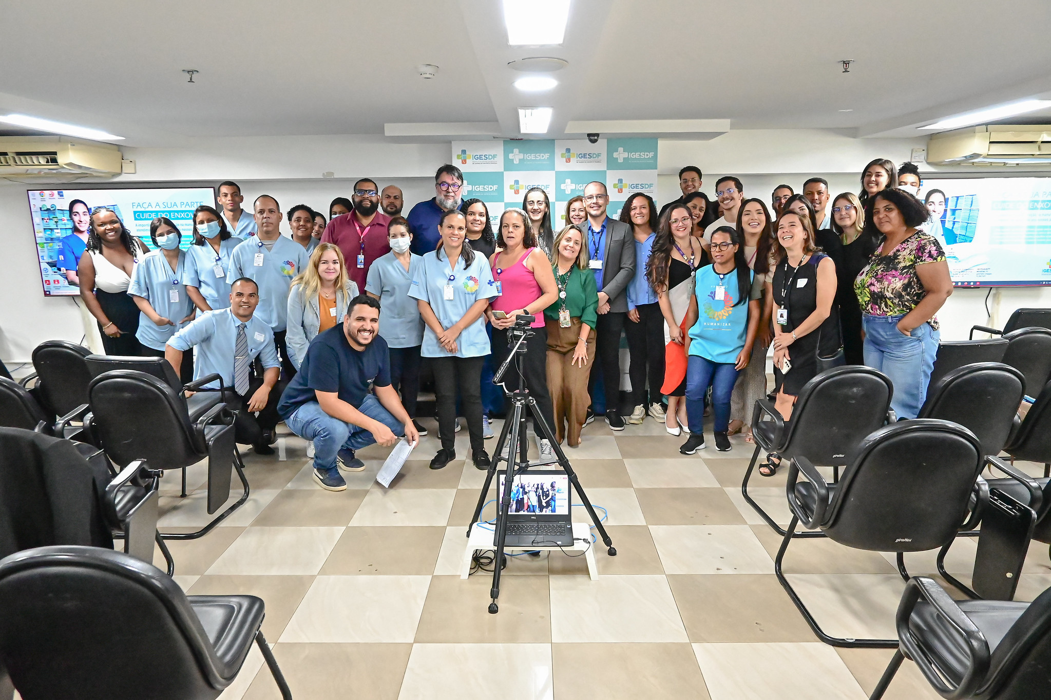 Hospital de Base recebe debate sobre atendimento humanizado a pacientes autistas