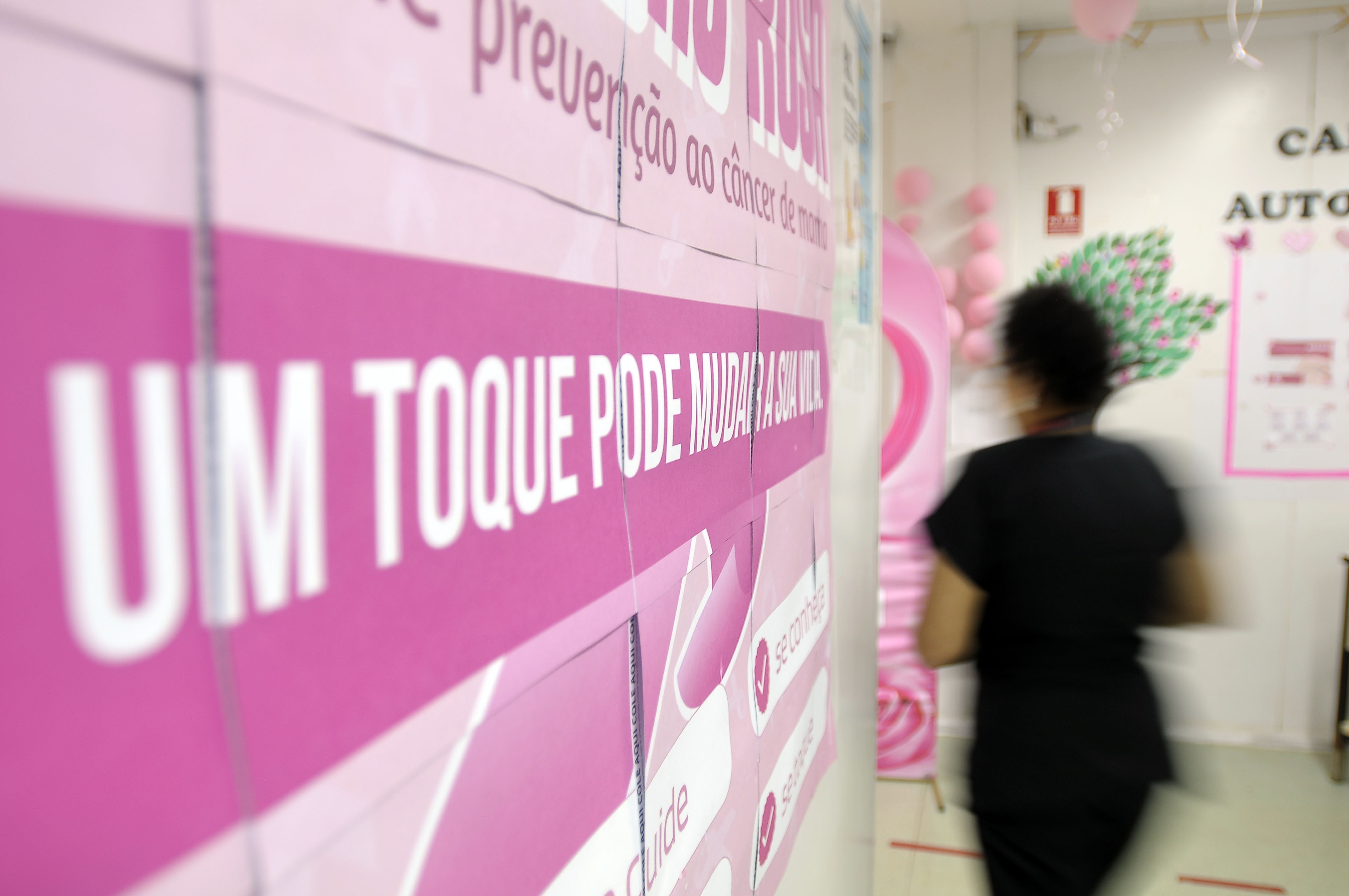 Outubro Rosa: unidades básicas de saúde intensificam ações de prevenção