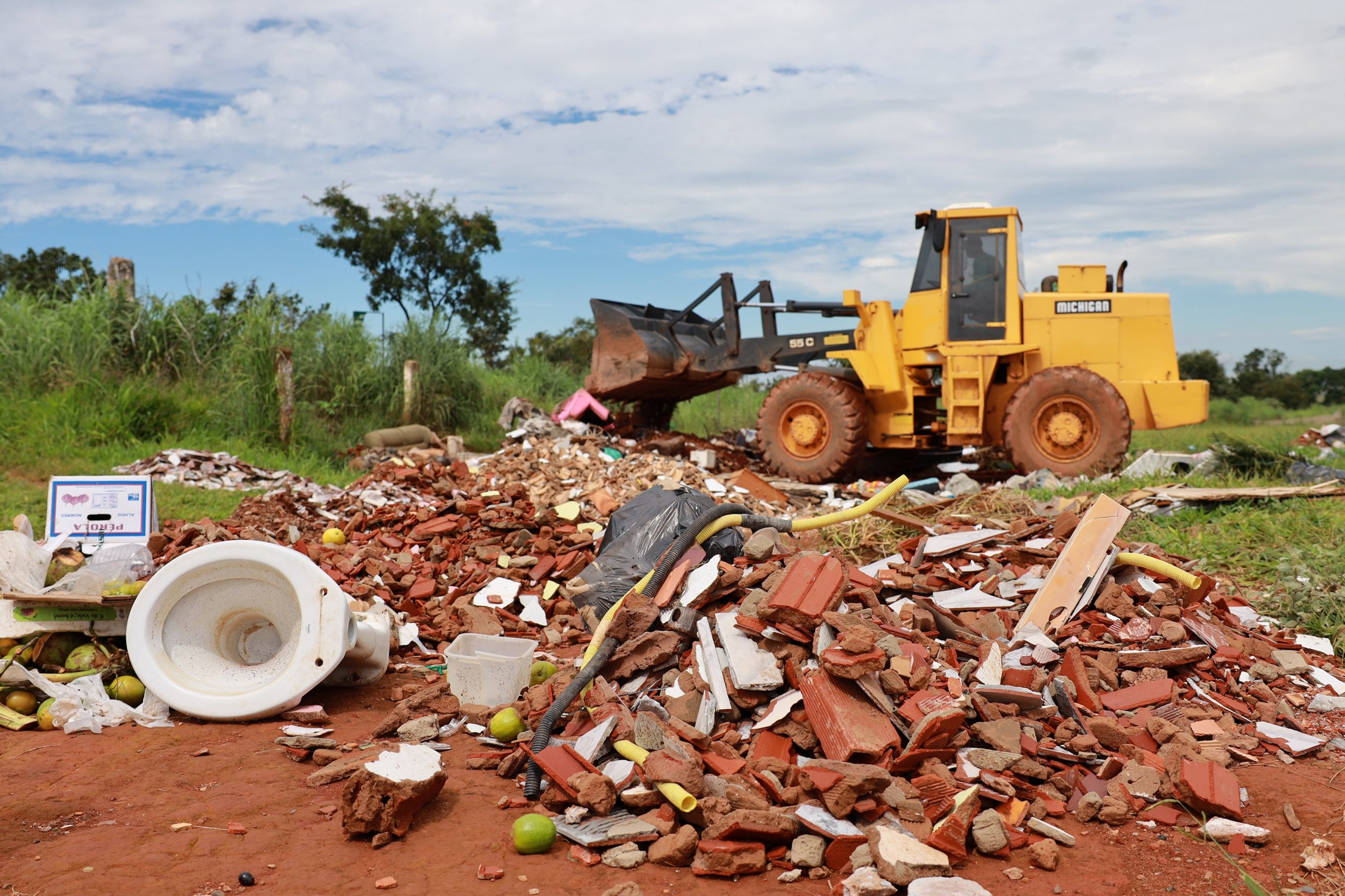 Descarte de resíduos deve ser feito de acordo com as leis e regulamentos