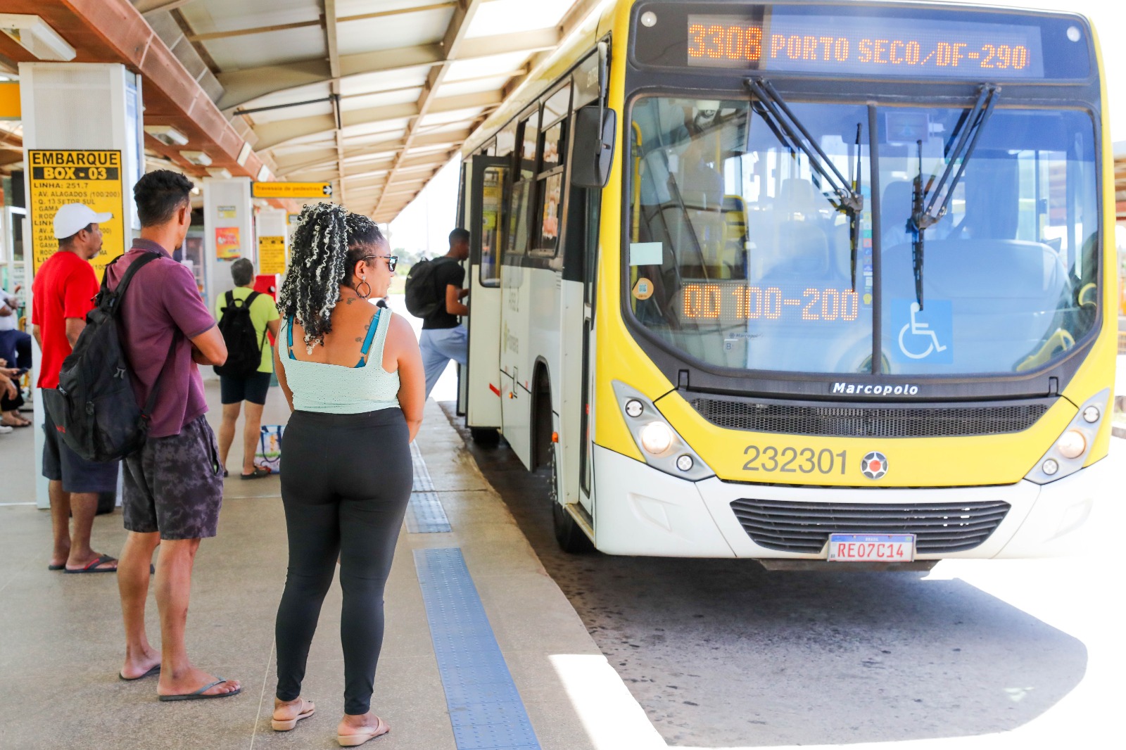 Vai de Graça: passageiros comemoram primeiro domingo de transporte público gratuito após o Carnaval&nbsp;