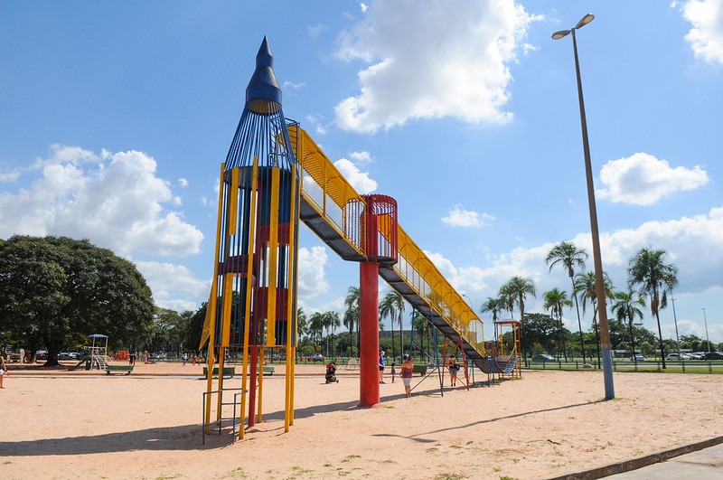 Foguetinho do Parque Ana Lídia será iluminado em apoio ao Maio Laranja