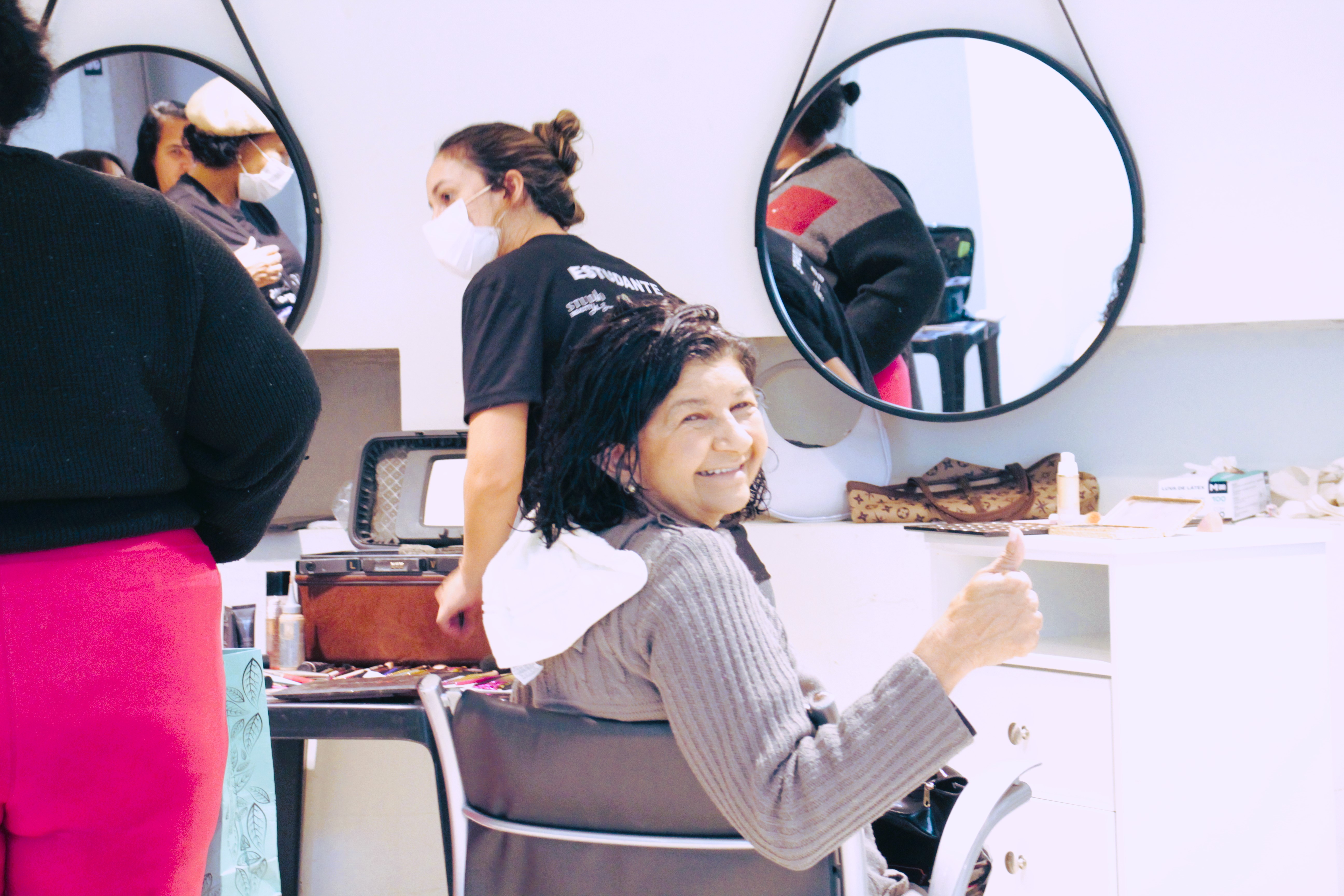 Programa Dia da Mulher ultrapassa 2,6 mil atendimentos gratuitos nesta segunda (4)