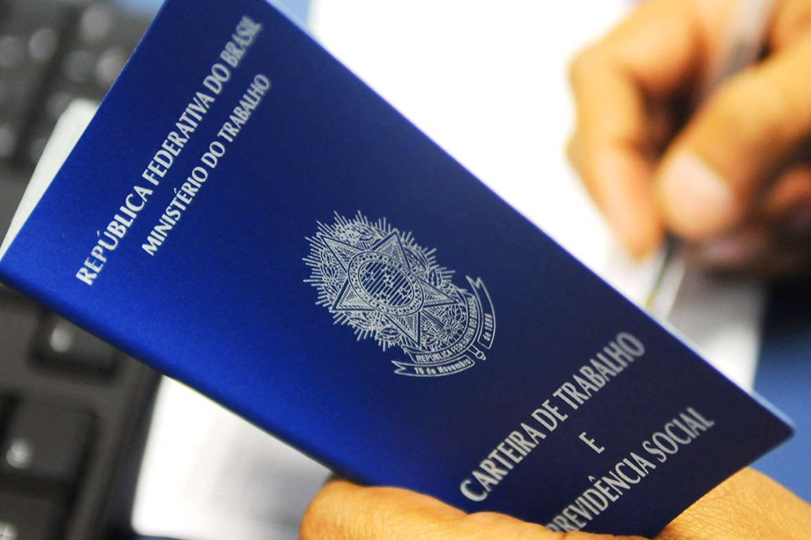 Agências do trabalhador disponibilizam 814 vagas nesta terça-feira (25)