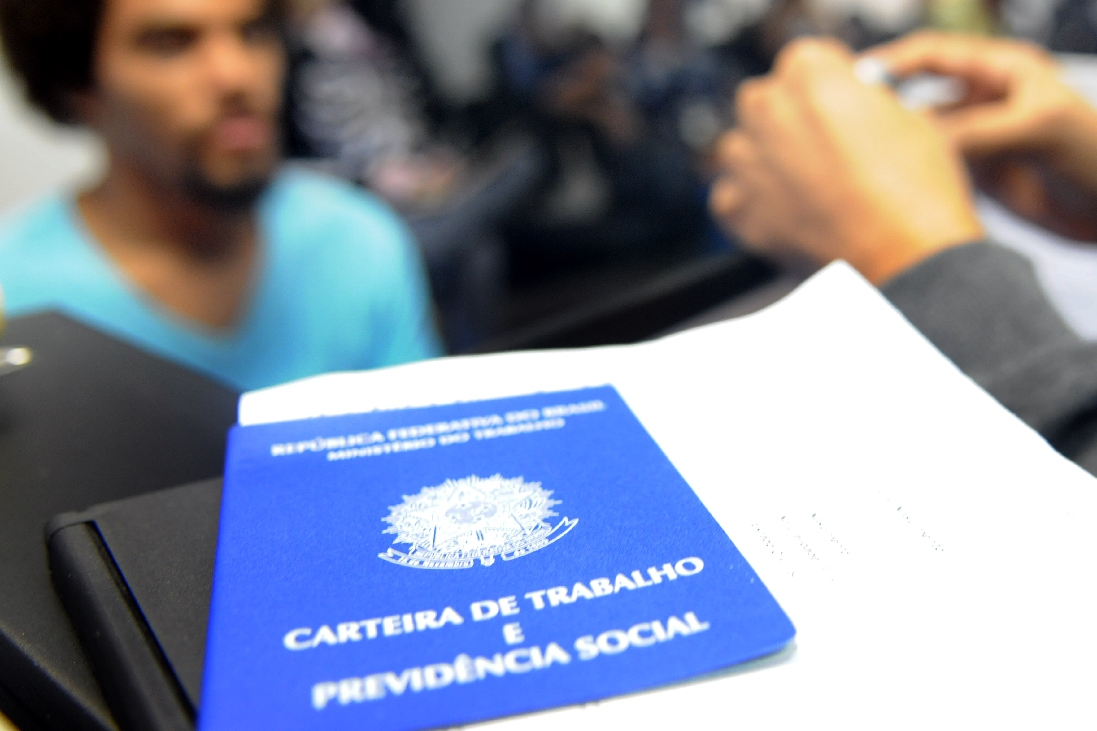 Semana encerra com mais de 1,4 mil vagas nas agências do trabalhador