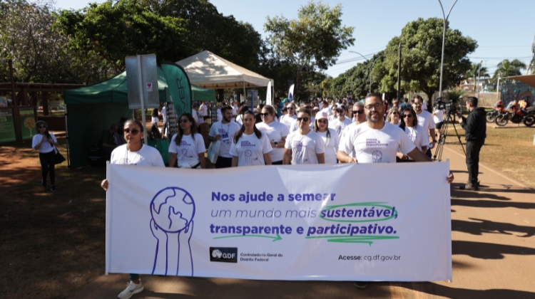 Caminhada contra a corrupção abre programação da 8ª Semana de Controle da CGDF