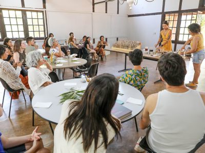 Jardim Botânico recebe oficina de aquarela com plantas do cerrado