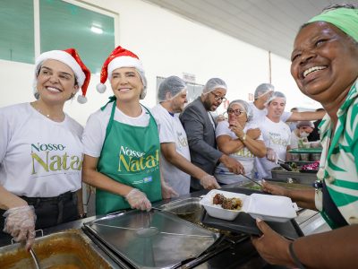 Restaurante Comunitário do Riacho Fundo II celebra Natal com cardápio especial, música e Papai Noel
