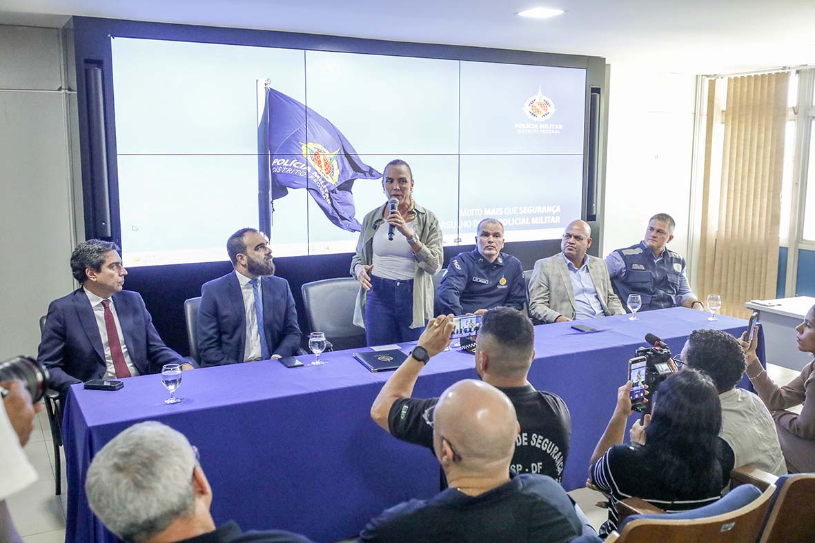 Representantes de conselhos comunitários reúnem-se com o novo comandante da PMDF