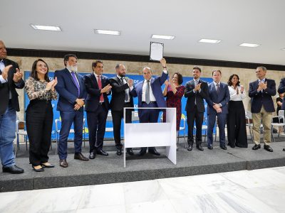 ‘Integração é o caminho’, afirma governador Ibaneis Rocha em posse de novo secretário do Entorno