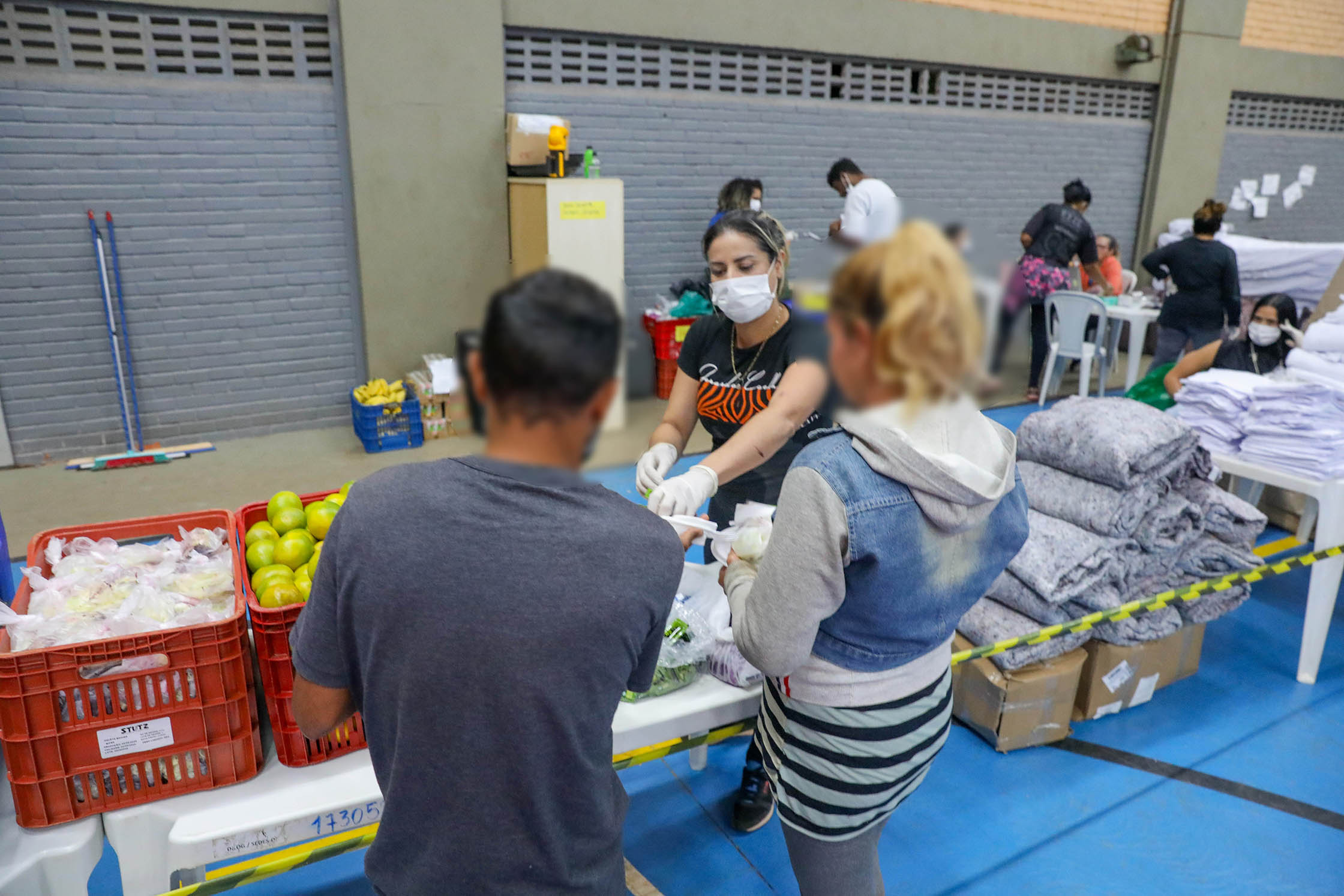 Abrigo contra o frio na Asa Sul faz mais de 2,2 mil acolhimentos em 20 dias com dignidade e conforto
