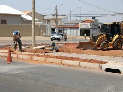 GDF investe R$ 4 milhões na construção de calçadas em Ceilândia