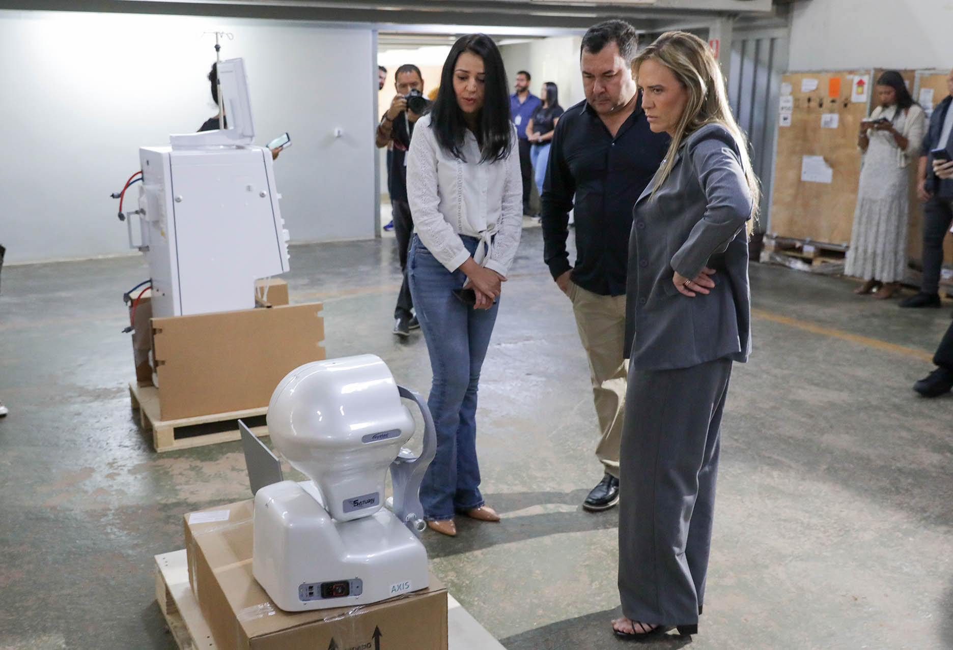 GDF entrega novos equipamentos de hemodiálise e oftalmologia para a rede pública